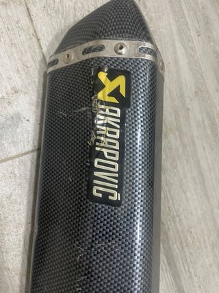 Silenciador Akrapovič 125 4T