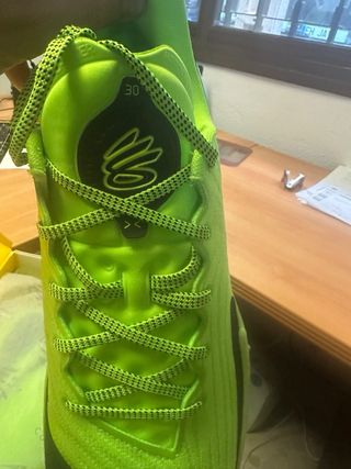 Botas Baloncesto Curry 12 Verde. 47,5