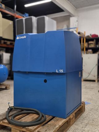 Compresor de tornillo CompAir L 15