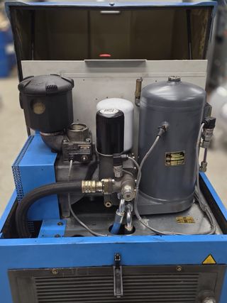 Compresor de tornillo CompAir L 15