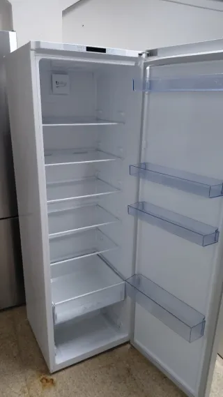 Nevera Beko sin congelador