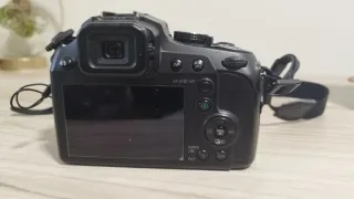 Cámara Lumix DC-FZ82 Negra