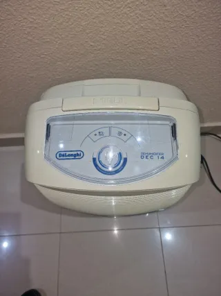 Deshumidificador DeLonghi Beige