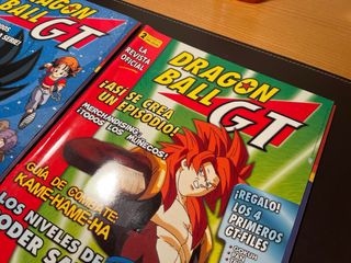 Revistas Dragon Ball GT números 1 y 2.