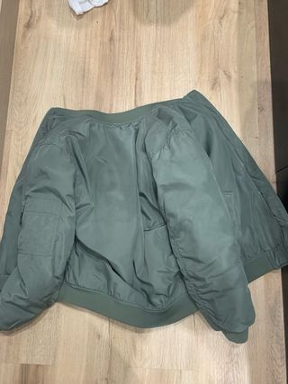 Chaqueta bomber verde militar