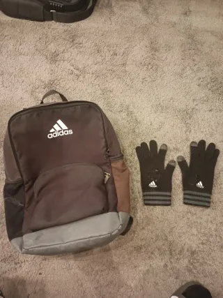 Mochila Adidas Marrón y Gris + Regalo
