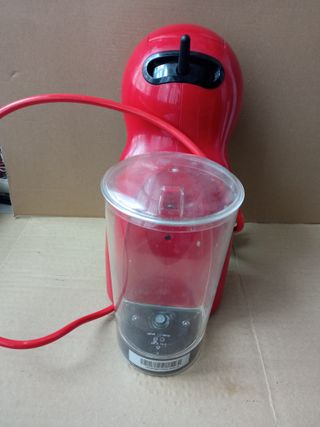 Cafetera Nescafé Dolce Gusto Roja