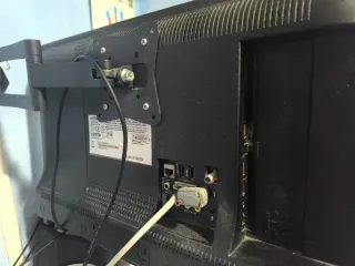 Televisión Hitachi 27 Smart TV