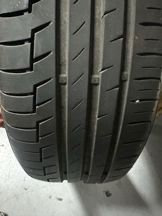 1 Neumático Continental premium contact 205/50/17