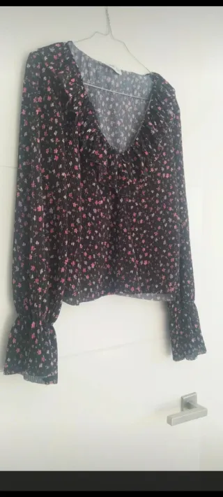 Blusa floral manga larga
