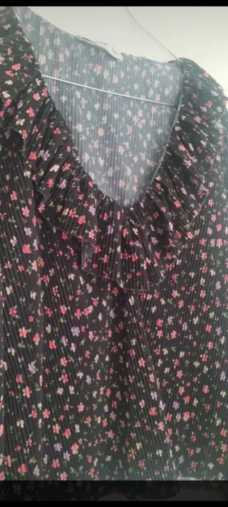 Blusa floral manga larga