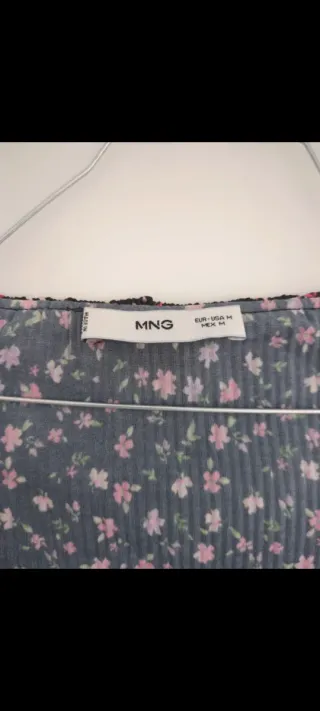 Blusa floral manga larga