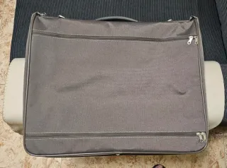 Portatrajes Samsonite Gris