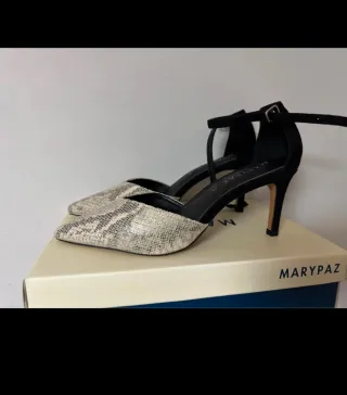 Zapatos de fiesta Marypaz negros