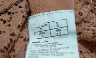 Blusa encaje Pimkie beige Talla S