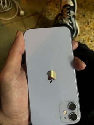 iPhone 11 128GB Morado