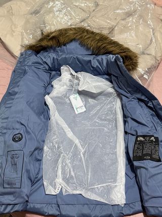 Plumífero Guess Azul