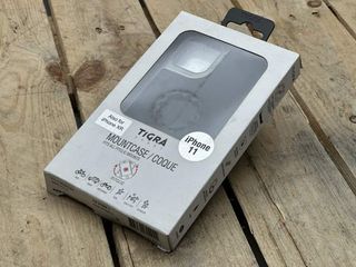 CUSTODIA CELLULARE TIGRA PER IPHONE 11