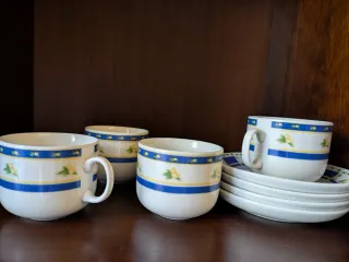 Juego de tazas de porcelana con diseño