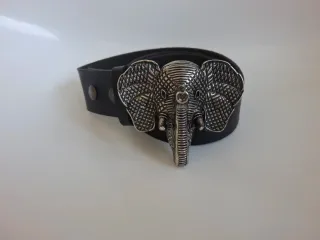 Cinturón piel negro hebilla elefante