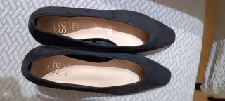 Zapatos tacón antelina Sfera negros