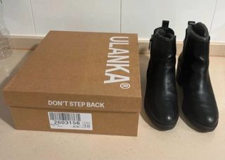 Botines Ulanka Negros Mujer