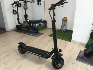 Patinete Eléctrico Xiaomi 380€, Skateflash 720€