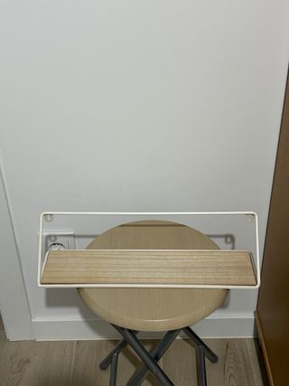 Repisa madera y metal blanca