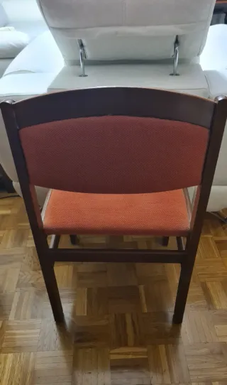 Mesa comedor extensible y 6 sillas + 2 mesitas Sal