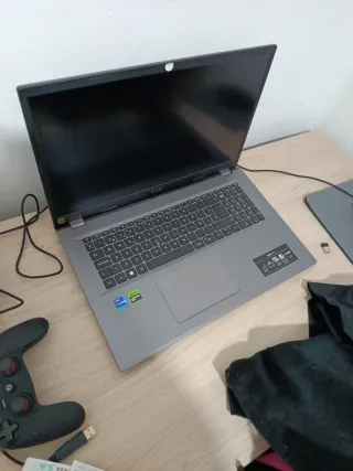 Portátil GAMING Acer Aspire 517 Gráfica GAMING