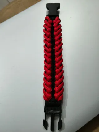 Pulsera Paracord Hecha a Mano