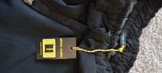 Pantaloni sportivi OVS neri con banda rossa