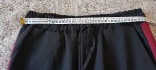 Pantaloni sportivi OVS neri con banda rossa