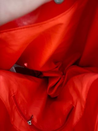 Bolso rojo charol Stradivarius