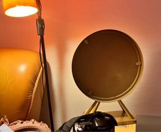 Specchio da appoggio rotondo vintage oro