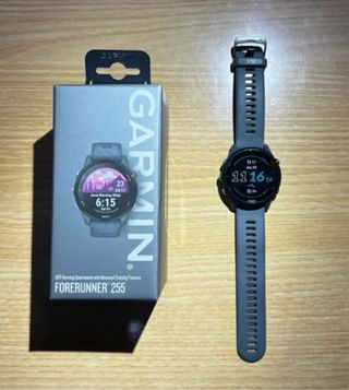 Garmin Forerunner 255 Grigio