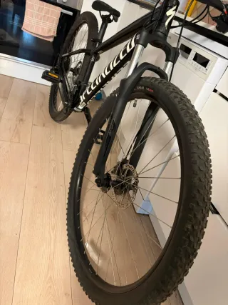 Specialized Rockhopper MTB Bicicleta Montaña