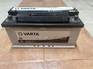 Batería Varta 88Ah 740A F5