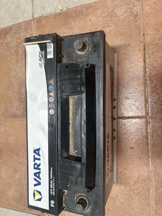 Batería Varta 88Ah 740A F5