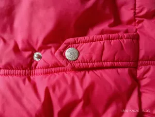 Chaleco acolchado rojo. Talla 7-8años