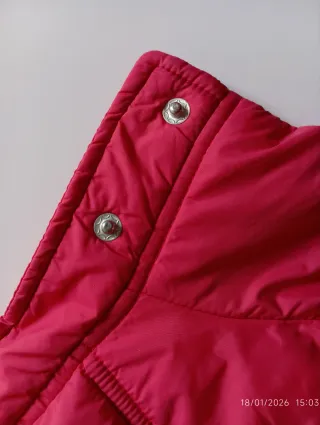 Chaleco acolchado rojo. Talla 7-8años