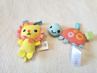 Hamaca para bebé con juguete y vibracion