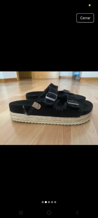 Sandalias Refresh negras usadas 1 vez