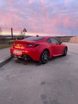 Toyota GR86 Rojo Kyuzo