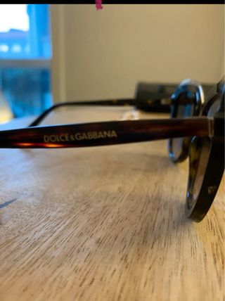 Occhiali Dolce & Gabbana Farfalla nero e oro