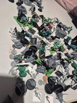 Figuras de Warhammer y miniaturas