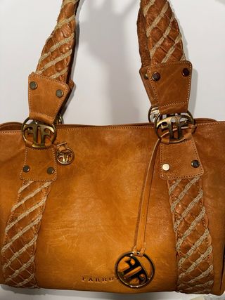 Bolso Farrutx piel marrón grande.