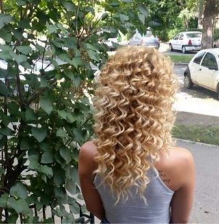 Maquillaje y peinado profesional