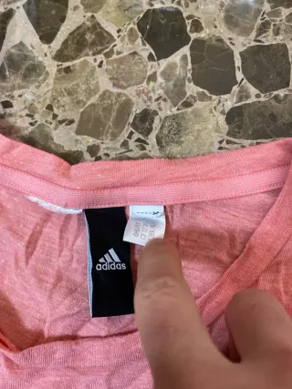 Camiseta Adidas Rosa Deportiva