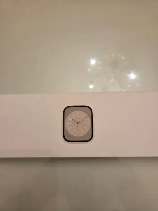 Apple Watch Series 8 GPS,45mm,aluminio blanco.